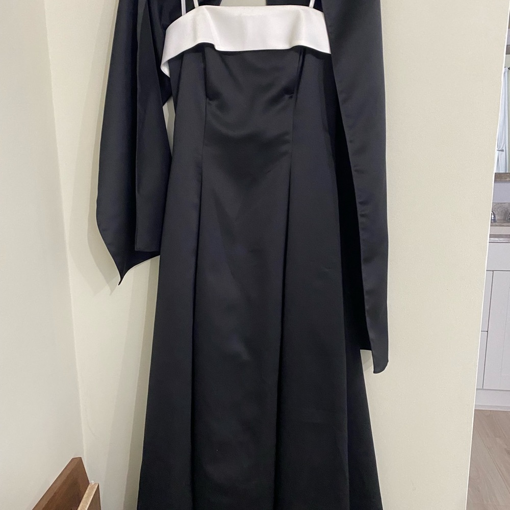 Black and White Prom Dress Size 7/8